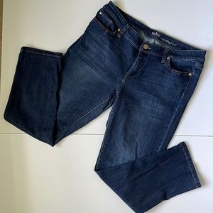 Soho New York & Company Cropped Boyfriend Jeans Size 8